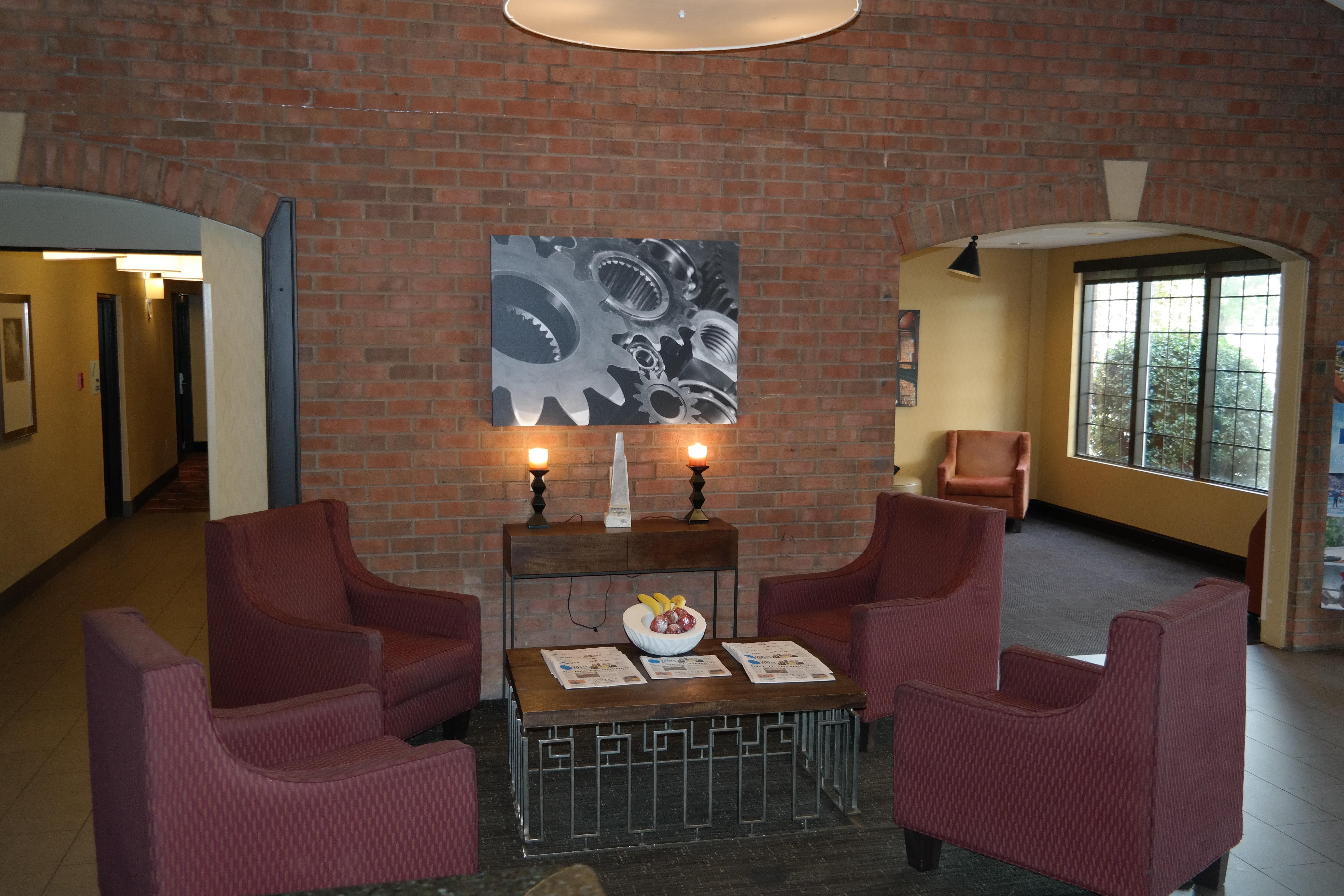 Holiday Inn Express Fredericksburg - Southpoint By Ihg Buitenkant foto