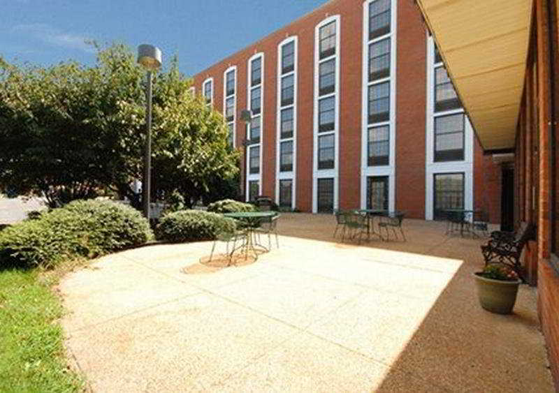 Holiday Inn Express Fredericksburg - Southpoint By Ihg Buitenkant foto