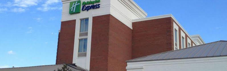 Holiday Inn Express Fredericksburg - Southpoint By Ihg Buitenkant foto